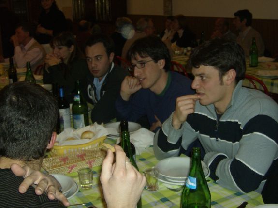 album/cena_beneficenza_15_02_2008/sala_5.jpg