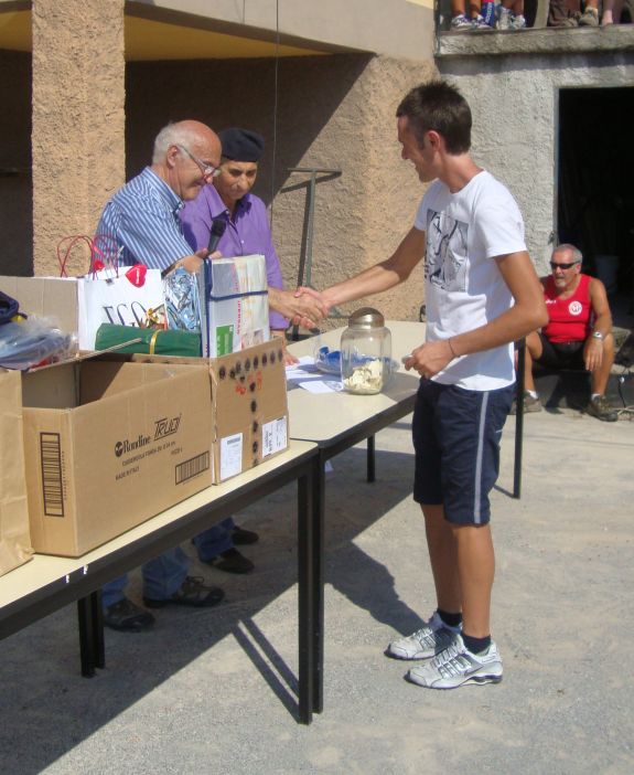 album/marcia_settembrina_e_trail_premiazioni_2010/marcia_settembrina_e_trail_2010_premiazioni_09.jpg