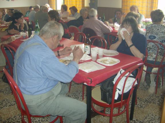 album/sagra_ravioli_2008_domenica/sagra_ravioli_2008_domenica_06.jpg