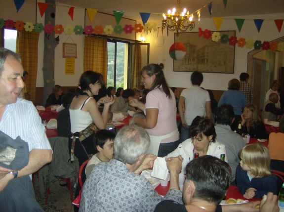 album/sagra_ravioli_2008_sabato/sagra_ravioli_2008_sabato_04.jpg