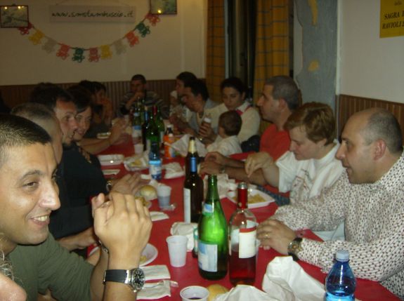 album/sagra_ravioli_2008_sabato/sagra_ravioli_2008_sabato_41.jpg