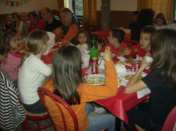 album/sagra_ravioli_2008_venerdi/sagra_ravioli_2008_venerdi_10.jpg