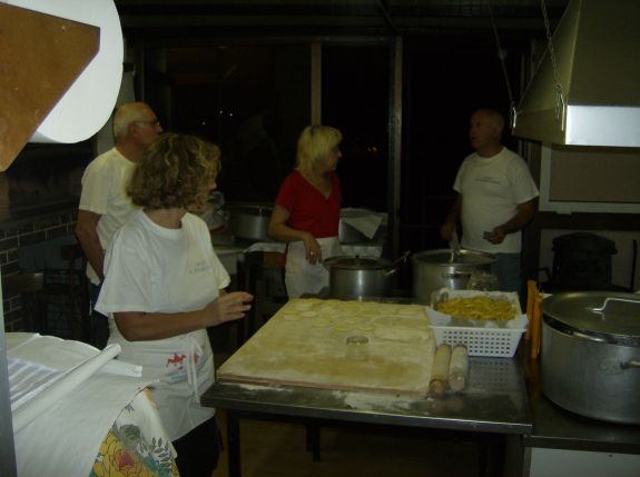 album/settembre_verde_29_9_2007/cucina_2.jpg